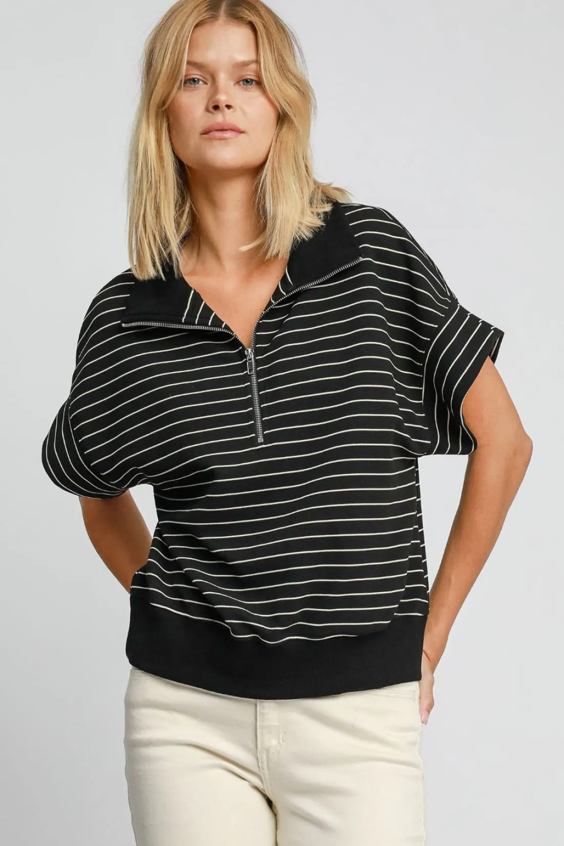 Half Zip Short Sleeve Sweatshirt - Black