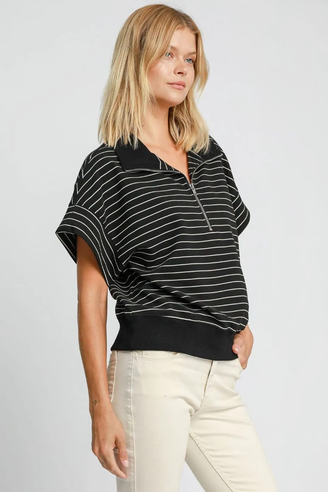 Half Zip Short Sleeve Sweatshirt - Black