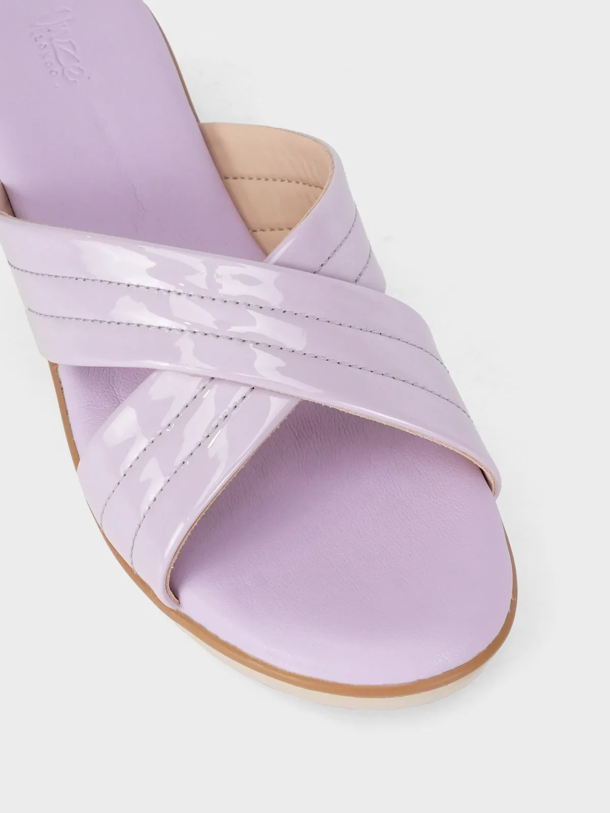 Women's "LIAMA" Crossover Comfort Slippers